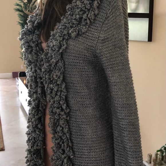 Beautiful Unique Style Gray Sweater - Picture 5 of 14